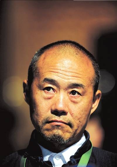 王石 为去年地震时的不妥言辞再次道歉 图 