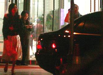 幕后男人浮出水面 陈好千万豪宅显山露水,资讯网址:www.028f.com/nei/news16_4866.html 幕后男人浮出水面 陈好千万豪宅显山露水