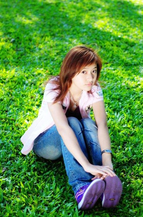 千娇百媚 看深圳各售楼处的美女售楼小姐