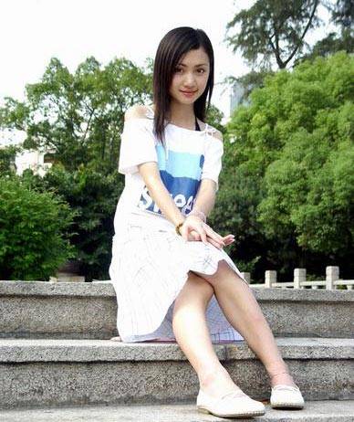 千娇百媚 看深圳各售楼处的美女售楼小姐