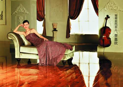 褒贬不一 漆面地板遭遇之怪现状