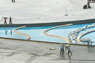 天府广场地面景观已完全呈现