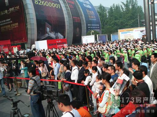 第29届成都市房地产交易会隆重开幕 ,资讯网址:www.028f.com/nei/news19_13074.html 第29届成都市房地产交易会隆重开幕