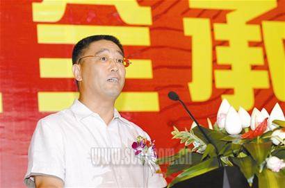 杨铿 房价已经降到最低谷 成都楼市期待回暖,资讯网址:www.028f.com/nei/news7_19393.html 杨铿 房价已经降到最低谷 成都楼市期待回暖