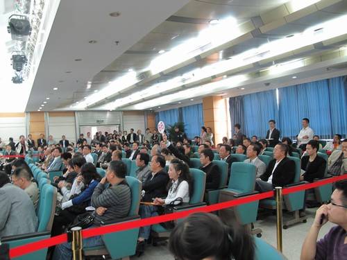  攀成钢 问鼎楼面地价王 今日成都拍卖四宗地