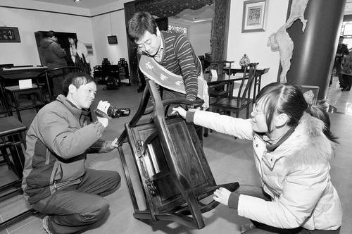 红木家具 江湖 太深 视频合同或可减少纠纷