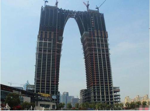 苏州 秋裤 大楼主人称不差钱 将再造四栋楼