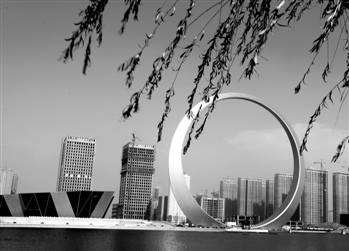 抚顺 生命之环 与苏州 大秋裤 设计者为同一人