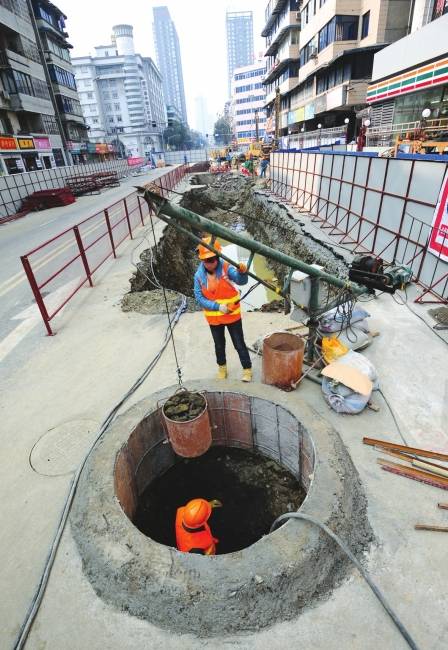 地铁省文联站施工 4月1日起红星路部分封闭