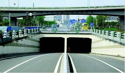 成都最长隧道下月底贯通