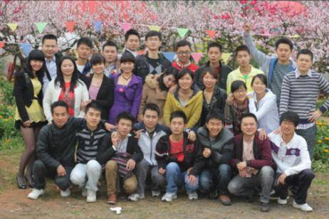 满堂红龙王区成立 加快西门市场开拓