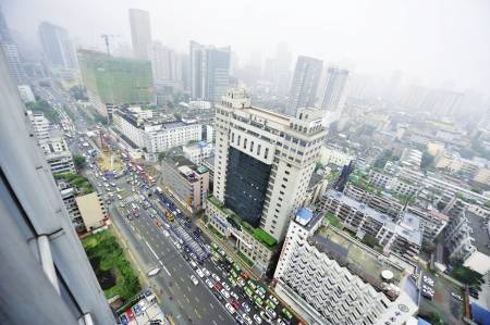 红星路二段由南向北单行 26日起单行两年