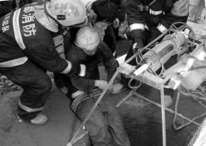 54岁还下井打工只想为儿买套房 被埋17小时遇难