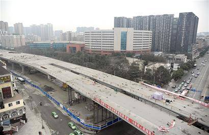 成都二环首个桥下样板段亮相