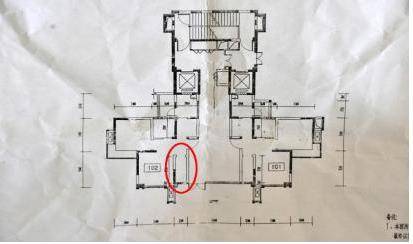 推销时未告知 交钱傻眼 20平米客厅只剩4平米