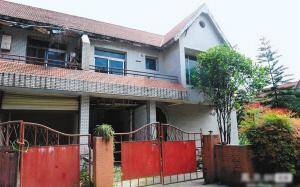 巩俐成都别墅已经破烂不堪 开发商想回收,资讯网址:www.028f.com/nei/news7_94731.html 巩俐成都别墅已经破烂不堪 开发商想回收