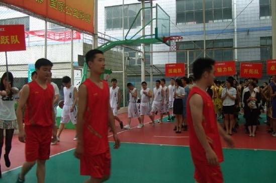 满堂红2013区域争霸篮球赛完美举行