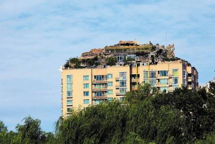 楼顶别墅修了6年竟没人过问 主人 不怕谁告我