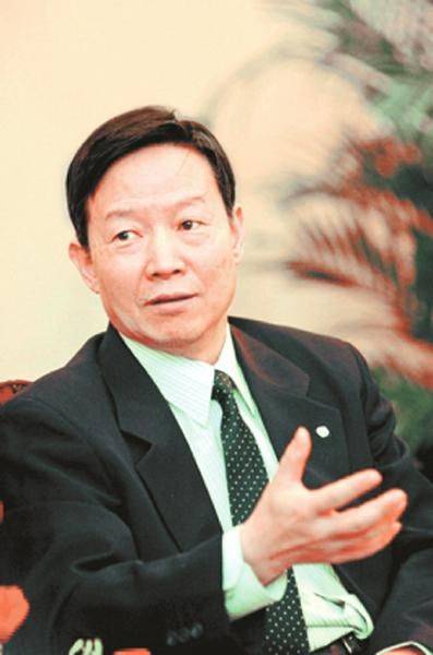 仇保兴 现在解决房地产崩盘的问题还来得及