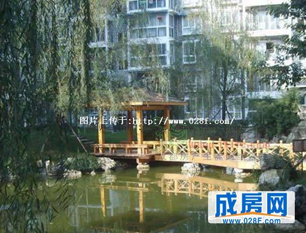 翠晨记小区环境,点击放大