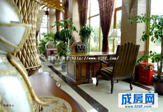 凯斯顿华府三期小区环境,点击放大